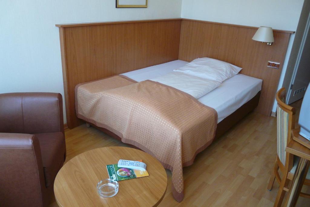 Hotel Traveller