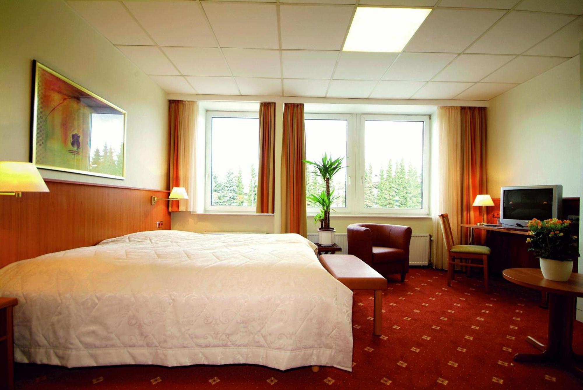 Hotel Traveller